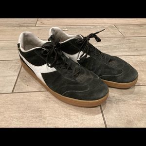 Diadora mens sz12 skate shoe
